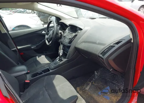 2017 Ford Focus Se из США, поврежденный, VIN 1FADP3F21HL301786